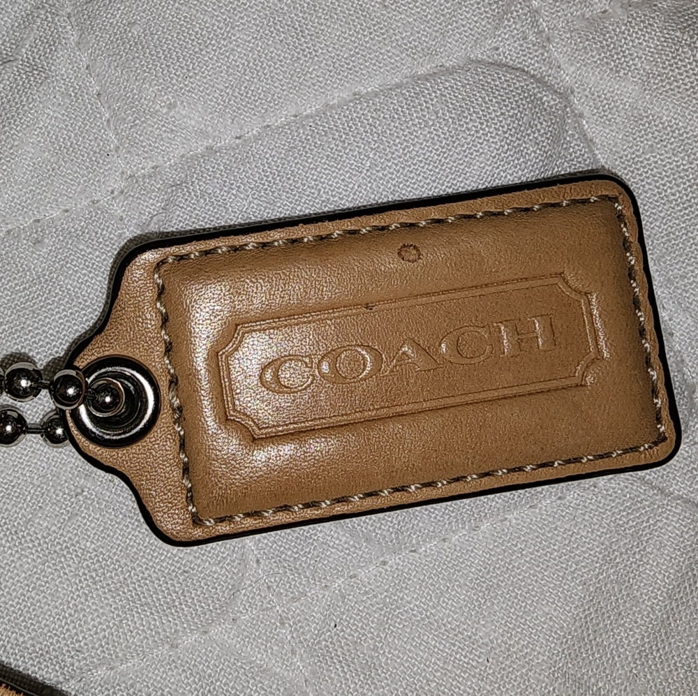 COACH leather vintage large Soho Bag in tan - Picture 4 of 12